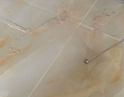 科尔沁瓷砖空鼓维修公司分享粘合剂选择不当在瓷砖铺贴过程中可能导致以下问题